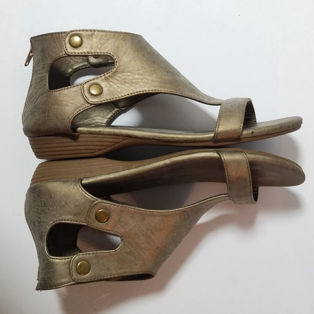Corkys Amelia Gladiator Brushed Gold Bronze Open Toe Sandals Zip Back Size 9